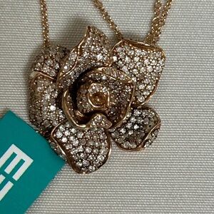 Elegant Gold and Silver Rose Pendant Necklace